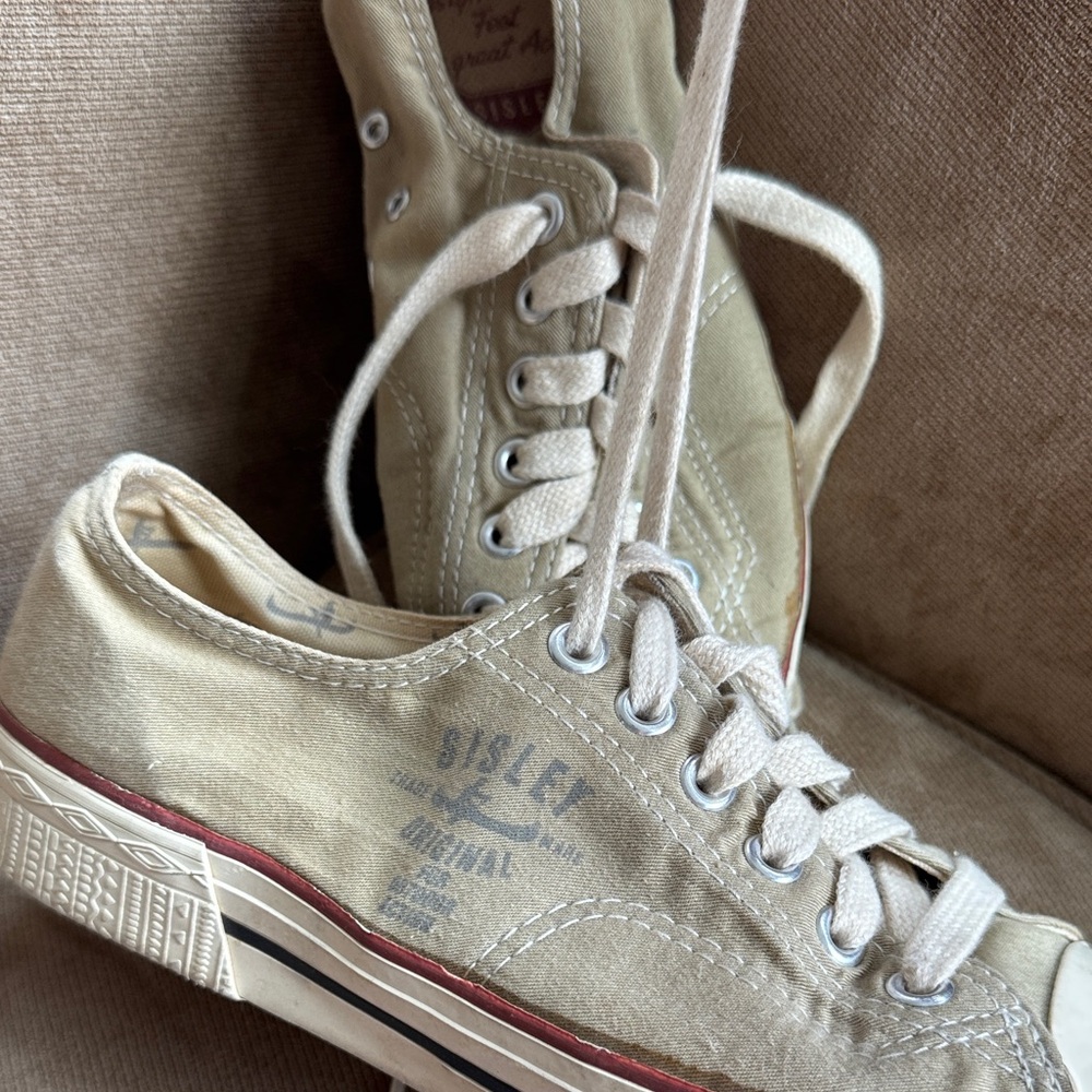 Sisley Men's Low-Top Canvas Sneakers in Beige and Off-White